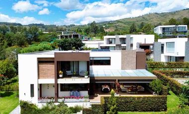Casa de venta Tumbaco la cerámica
