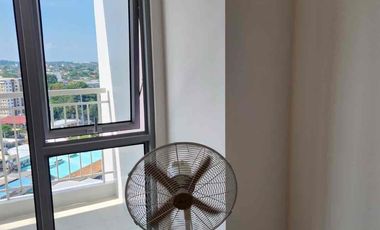Unfurnished 1BR Patio Suites Condo for Rent