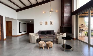 Casa AMOBLADA en Arriendo Envigado Alto De Las Palmas , Antioquia