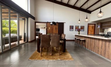 Casa AMOBLADA en Arriendo Envigado Alto De Las Palmas , Antioquia