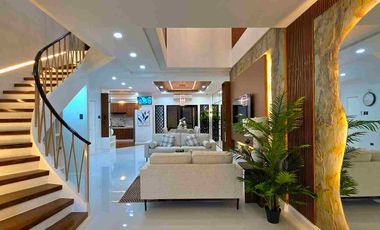 For Sale: Brand New Furnished Modern House in BF Resort Village Las Piñas City