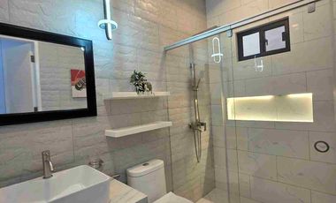 For Sale: Brand New Furnished Modern House in BF Resort Village Las Piñas City