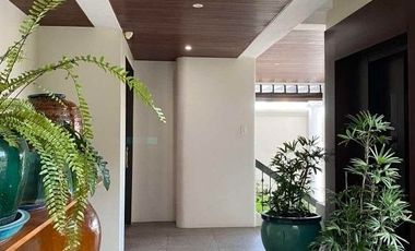 HOUSE FOR RENT/SALE IN WHITE PLAINS, QUEZON CITY