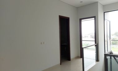 RUMAH MODEREN DAN ASRI MINIMALIS MEWAH DI SETRA DUTA BANDUNG UTARA