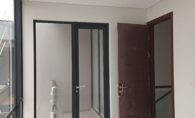 RUMAH MODEREN DAN ASRI MINIMALIS MEWAH DI SETRA DUTA BANDUNG UTARA