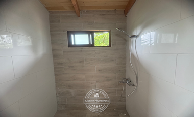 VENDE NUEVA, HERMOSA Y ACOGEDORA CASA EN LAS CRUCES COMUNA EL TABO