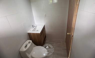 VENDE NUEVA, HERMOSA Y ACOGEDORA CASA EN LAS CRUCES COMUNA EL TABO