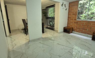 APARTAMENTO CON PARQUEADERO Y DEPOSITO
