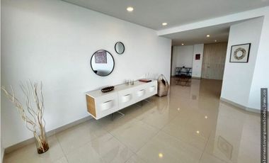 VENTA APARTAMENTO LUXURY FRENTE AL MAR RODADERO SUR – F.V