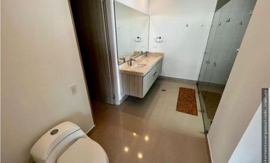 VENTA APARTAMENTO LUXURY FRENTE AL MAR RODADERO SUR – F.V