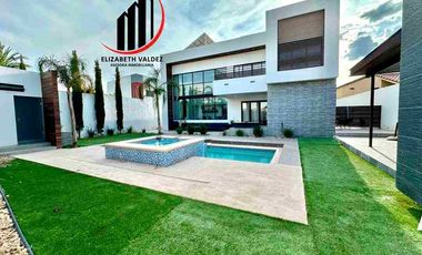 VENTA RESIDENCIA NUEVA  MISION DE LOS LAGOS,4 RECMS. TODAS CON BAÑO Y CLOSET VESTIDOR, ALBERCA,MODERBA EQUIPADA,797M2 T. Y 741M2 C. PANELES, UNIDADES.