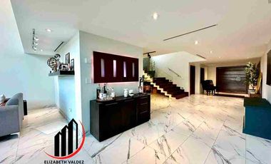 VENTA RESIDENCIA NUEVA  MISION DE LOS LAGOS,4 RECMS. TODAS CON BAÑO Y CLOSET VESTIDOR, ALBERCA,MODERBA EQUIPADA,797M2 T. Y 741M2 C. PANELES, UNIDADES.