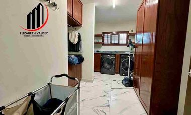 VENTA RESIDENCIA NUEVA  MISION DE LOS LAGOS,4 RECMS. TODAS CON BAÑO Y CLOSET VESTIDOR, ALBERCA,MODERBA EQUIPADA,797M2 T. Y 741M2 C. PANELES, UNIDADES.