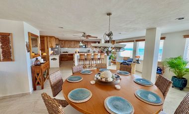 Preciosa Residencia de Playa en Chuburná Puerto