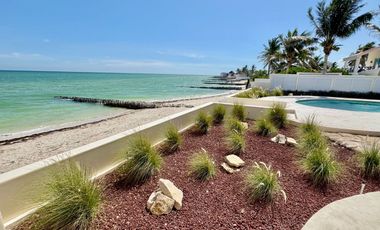 Preciosa Residencia de Playa en Chuburná Puerto