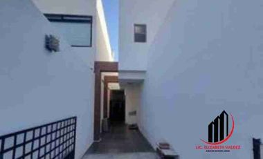 VENTA RESIDENCIA HACIENDA DE LA PALOMA,ALBERCA ,4 REMS. C/U CON BAÑO UÑY CLOSET, 1025M2 T. EQUIPADA TOTALMENTE,FRENTE A PARQUE.