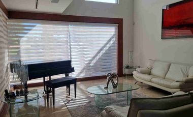 VENTA RESIDENCIA HACIENDA DE LA PALOMA,ALBERCA ,4 REMS. C/U CON BAÑO UÑY CLOSET, 1025M2 T. EQUIPADA TOTALMENTE,FRENTE A PARQUE.