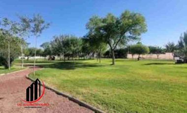 VENTA RESIDENCIA HACIENDA DE LA PALOMA,ALBERCA ,4 REMS. C/U CON BAÑO UÑY CLOSET, 1025M2 T. EQUIPADA TOTALMENTE,FRENTE A PARQUE.