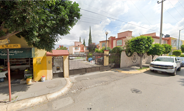 CASA EN CAMINO A ACOLMAN, URBI QUINTA MONTECARLO, CUAUTITLÁN IZCALLI, MÉXICO. ¡NO CRÉDITOS!