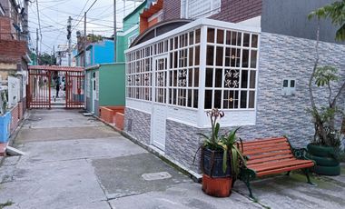 CASA EN VENTA CARIMAGUA