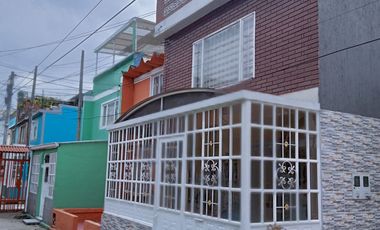CASA EN VENTA CARIMAGUA