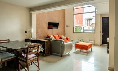 Casa en Venta, Fracc. La Trinidad. Coatepec, Veracruz