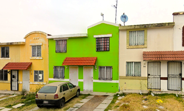 CASA EN VENTA ALMERIA URBI VILLA DEL REY HUEHUETOCA EDOMEX!!!