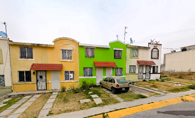 CASA EN VENTA ALMERIA URBI VILLA DEL REY HUEHUETOCA EDOMEX!!!