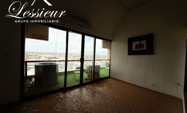 SE RENTA OFICINA UBICADA EN TORRE CAMPESTRE