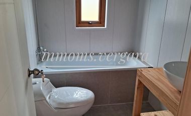 Encantadora Casa en Puerto Natales, Parcela de 5.000 m2