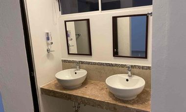 Departamento amueblado, en renta, con alberca, céntrico