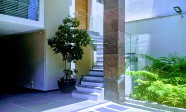 PRECIOSA CASA EN VENTA EN FUENTES DEL PEDREGAL