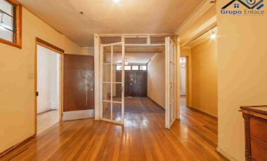 Vendo casa con gran terreno Recoleta