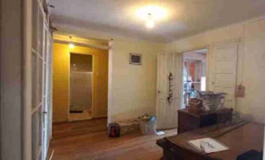 Vendo casa con gran terreno Recoleta