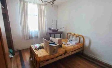 Vendo casa con gran terreno Recoleta