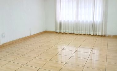 Se vende linda casa en zona residencial de Canto Grande San Juan de Lurigancho