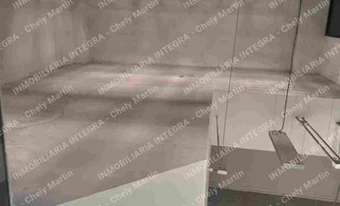 RENTA DE LOCAL EN IRAPUATO. EN PLAZA COMERCIAL.