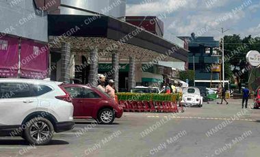 RENTA DE LOCAL EN IRAPUATO. EN PLAZA COMERCIAL.