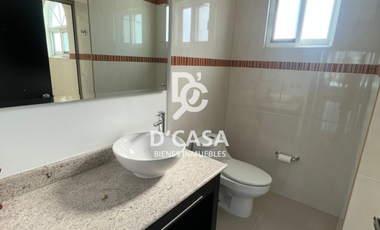 Preciosa casa en venta en Villas del Palmar