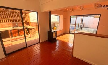 ARRIENDO CASA 5 DORMITORIOS 2 BAÑOS VILLA SAINT MORITZ PEÑUELAS CQBO