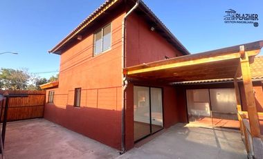 ARRIENDO CASA 5 DORMITORIOS 2 BAÑOS VILLA SAINT MORITZ PEÑUELAS CQBO