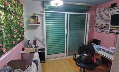 CASA CON GRAN POTENCIAL CON LOCAL COMERCIAL