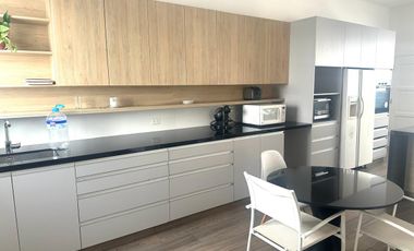 VENTA CASA AV SANTA CUZ SAN ISIDRO