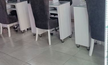 Negocio Spa Uñas y pestañas Bello
