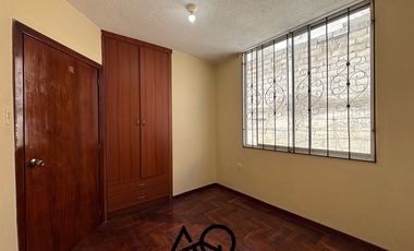 Casa en venta en Loja sector El Electricista