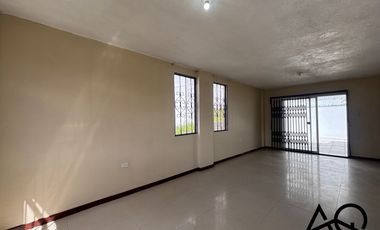 Casa en venta en Loja sector El Electricista