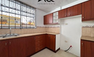 Casa en venta en Loja sector El Electricista