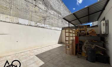 Casa en venta en Loja sector El Electricista