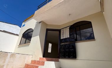 Casa en venta en Loja sector El Electricista