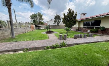 HERMOSA TERRAZA A UN COSTADO DEL LAGO DE CAJITITLÁN